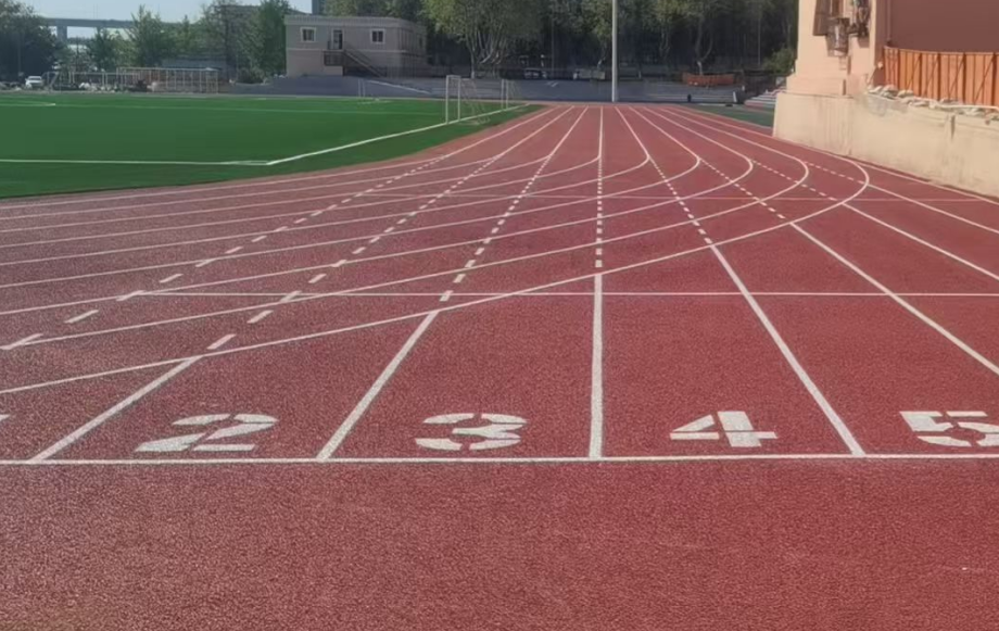 龙岩市渗水跑道学校运动操场 - 价格
